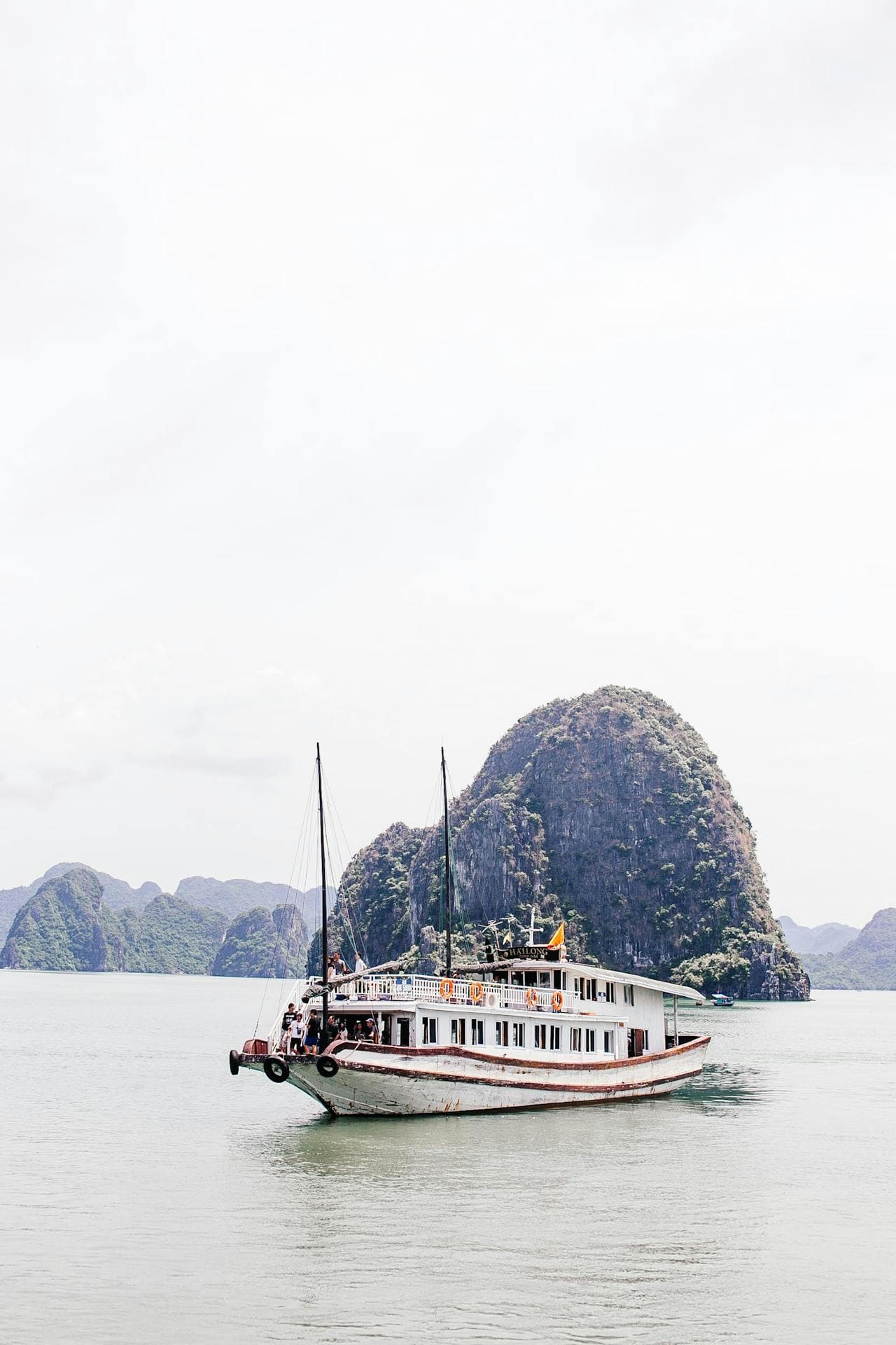 Essence of Hanoi and Halong Bay 4 DAY 3 NIGHT - Image 4