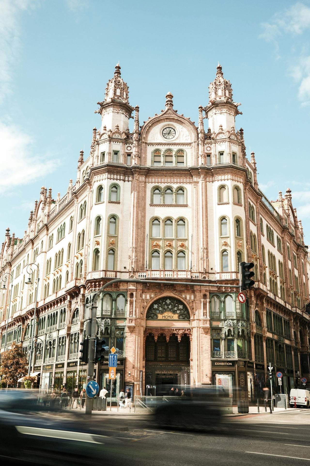 Grand Tour of Europe 14 nights 15 days - Image 4