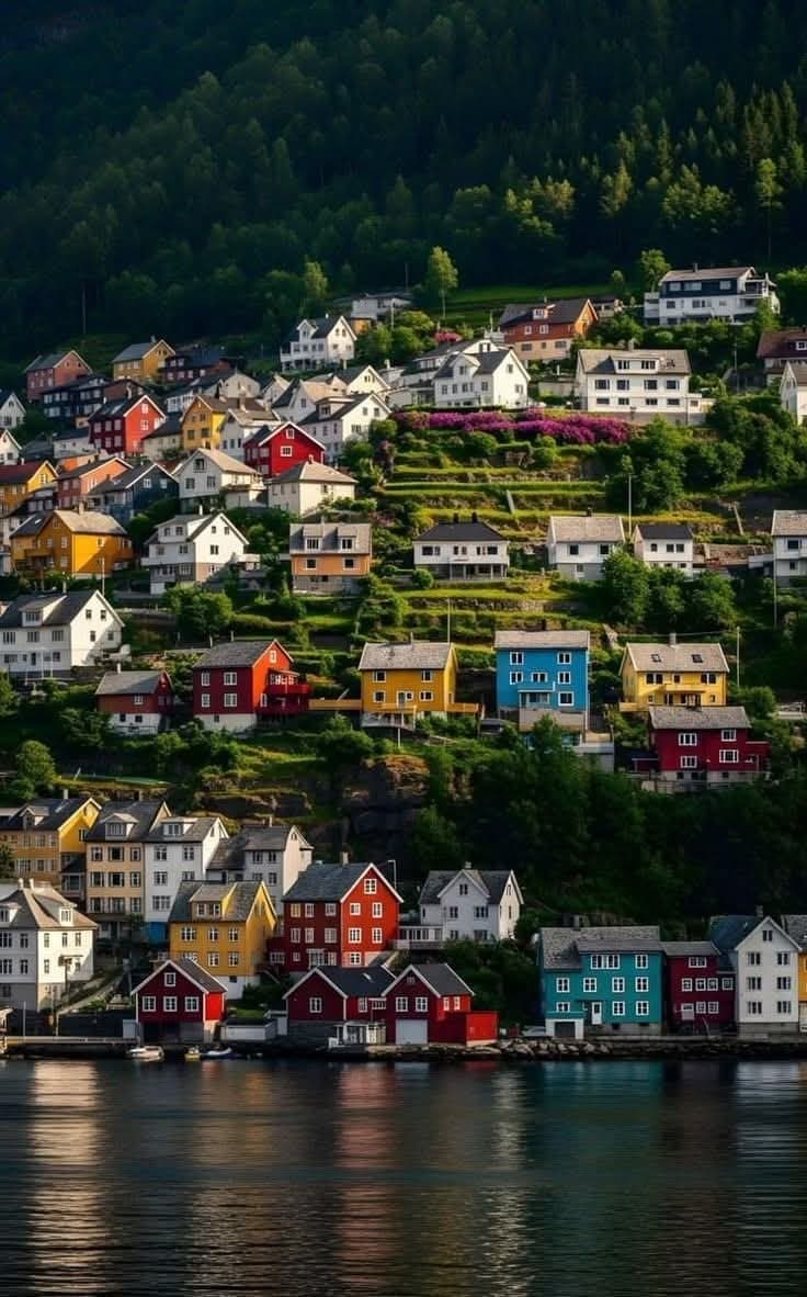 Northern Wonders Europe 9 NIGHTS 10 DAYS - Image 3