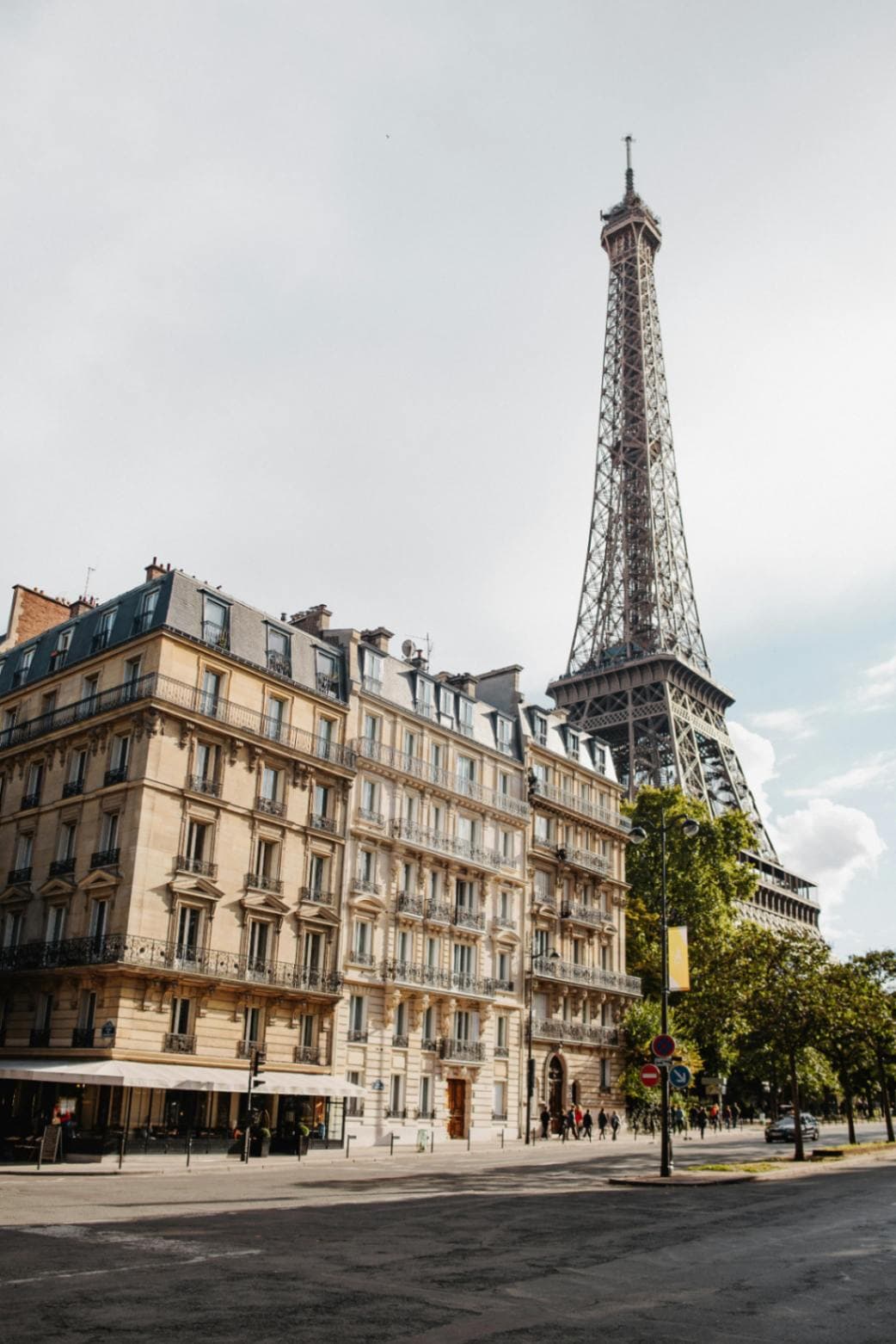 Loveable Paris 4 NIGHTS 5 DAYS - Image 1