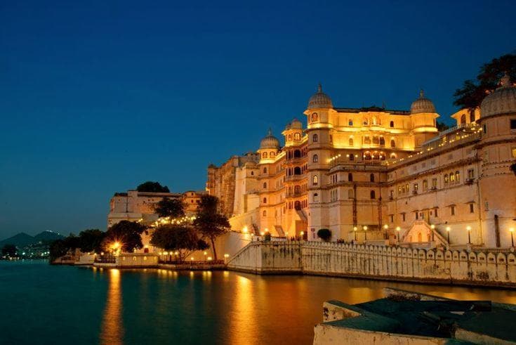 City of Lakes: Discover Udaipur’s Magnificent Palaces and Gardens in 4 Days 3nights