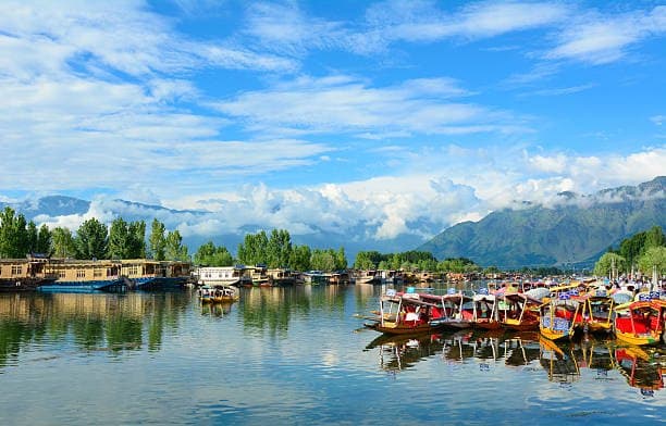 A Journey Through Kashmir 3 NIGHTS 4 DAYS - Image 1